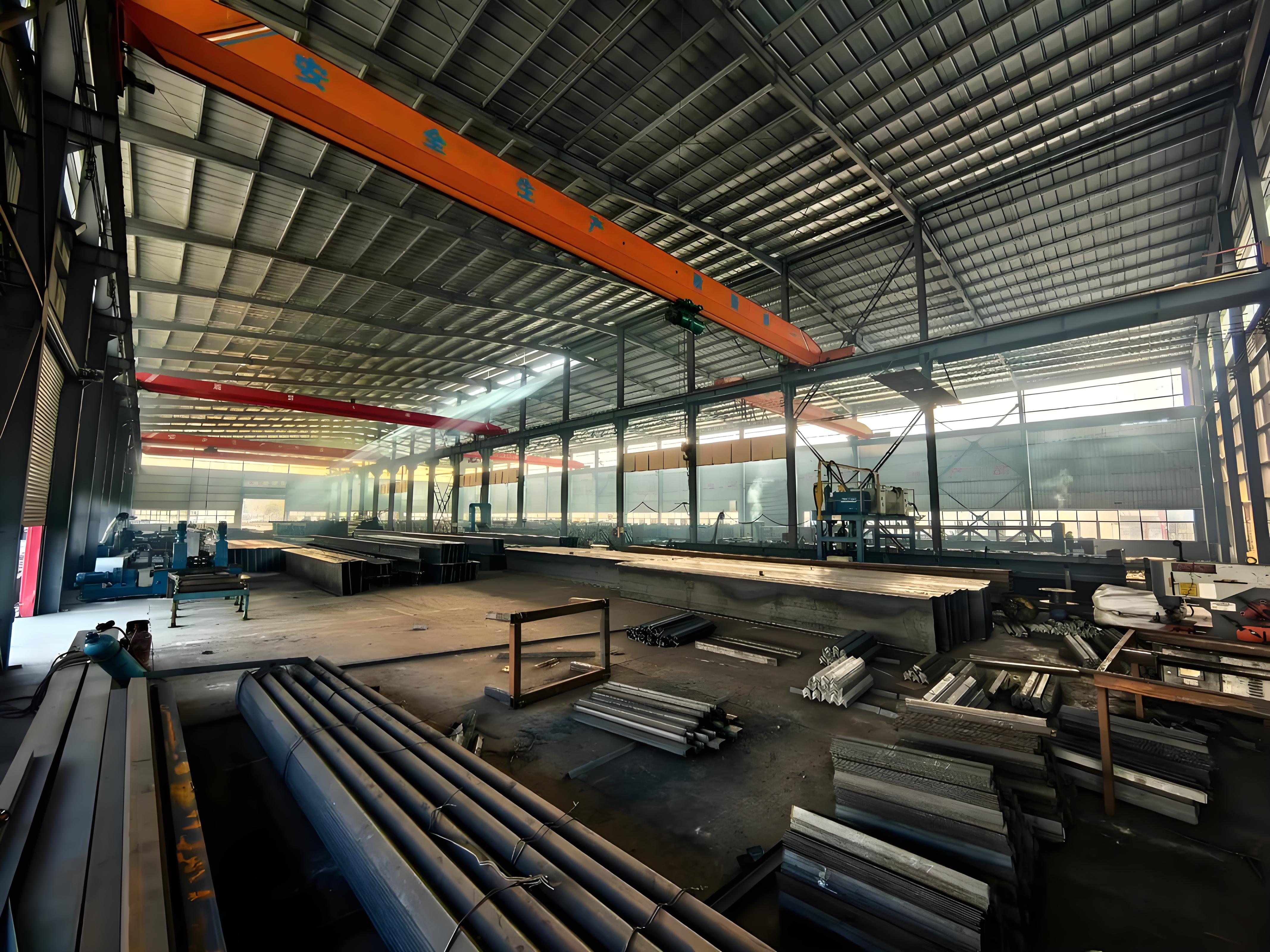 Plate beveling and edge milling equipment used in a steel structure fabrication plant in T&uuml;rkiye
