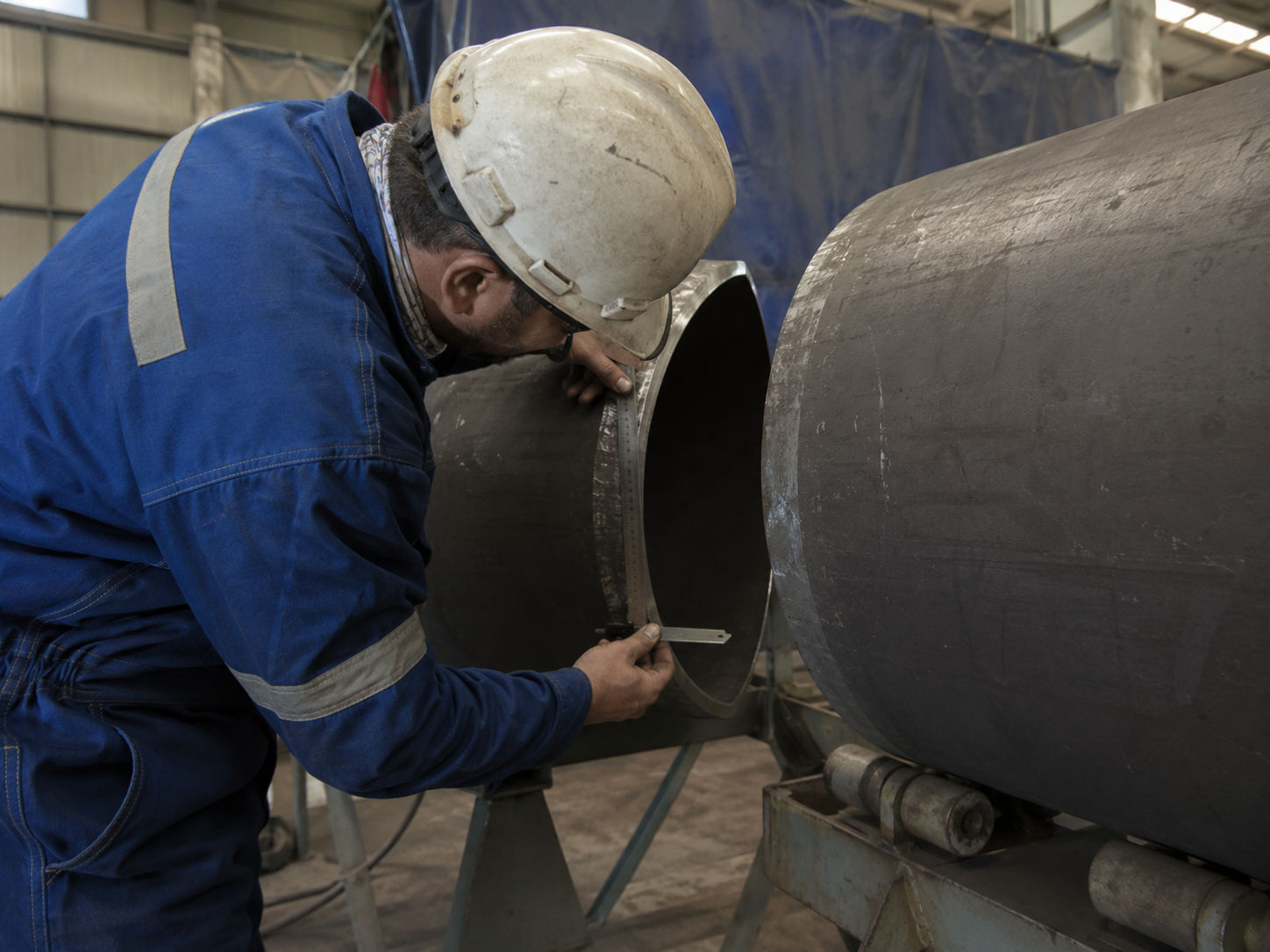 Pipe beveling and weld preparation before pipe welding